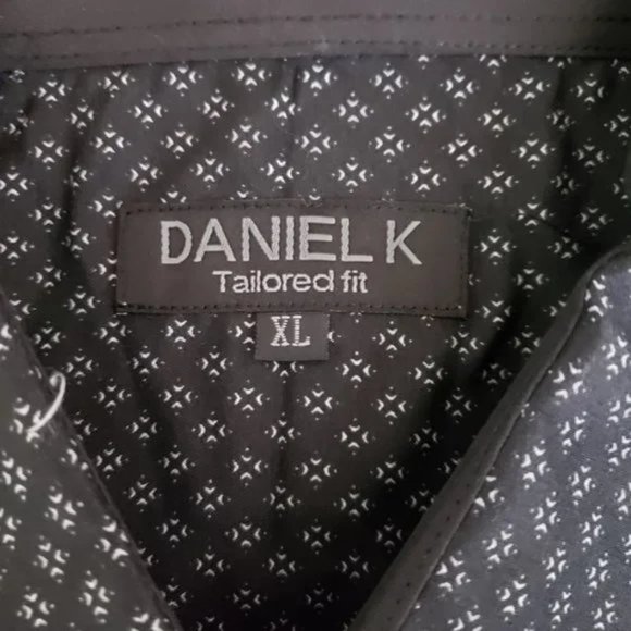 Daniel K Mens Tailored Fit Shirt XL Short Slv Button Up Black Pocket NEW - Picture 10 of 10